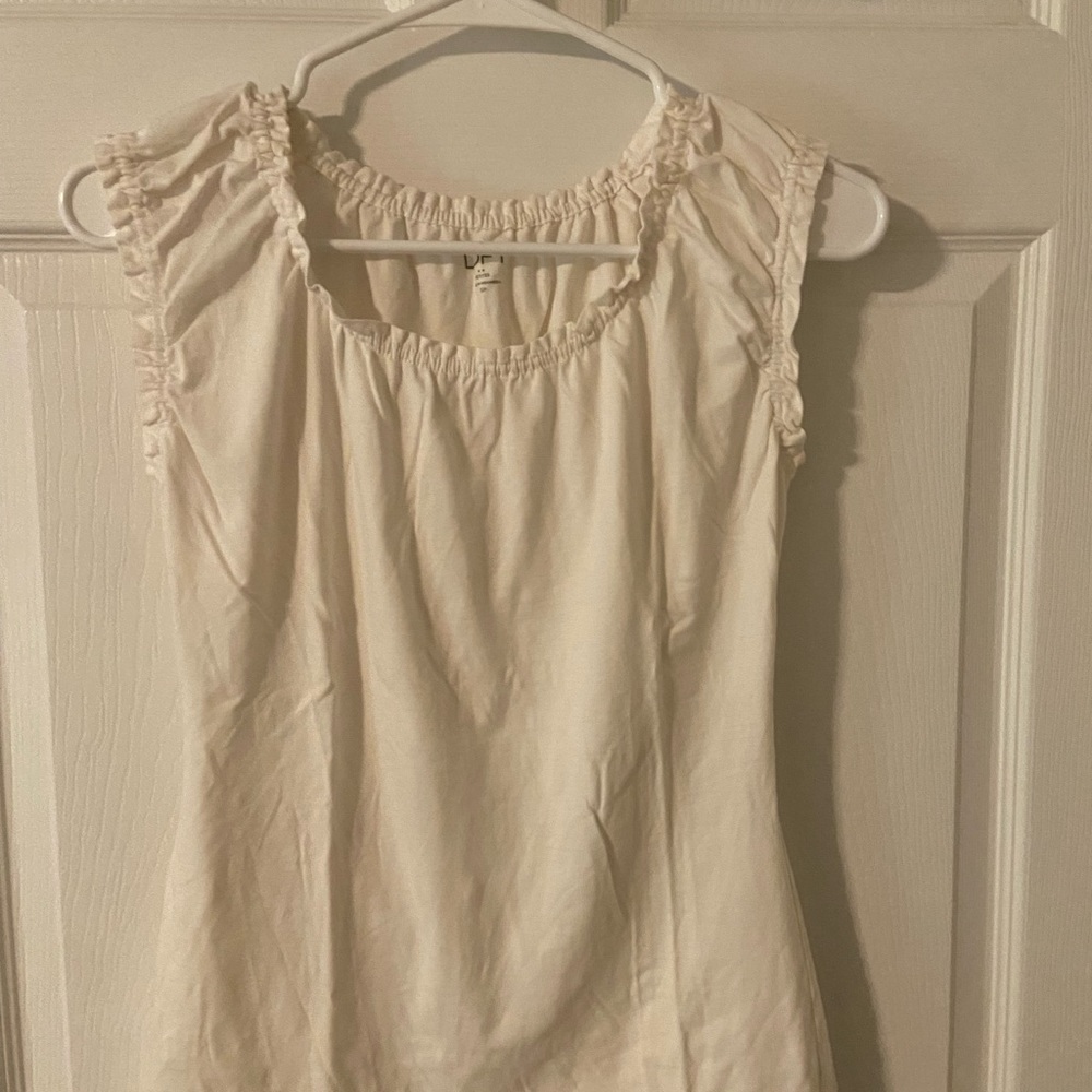 Loft Short Sleeve Top, Size PS. Off White/Cream.